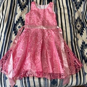 Girls dress